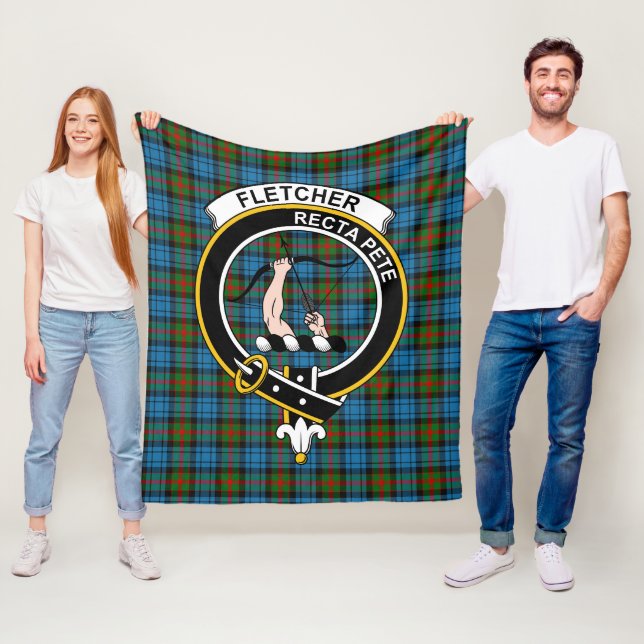 Couverture Polaire Clan Fletcher de Dunan Tartan Plaid (En situation)