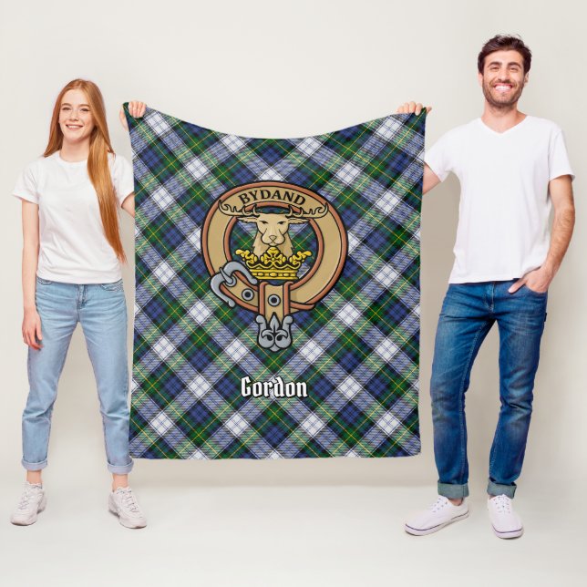 Couverture Polaire Clan Gordon Crest sur le tatan de robe (En situation)
