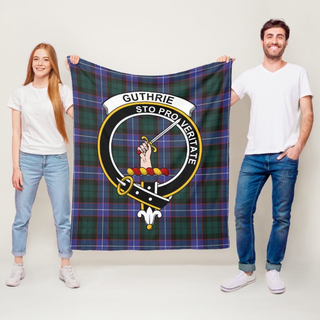 Couverture Polaire Clan Guthrie Moderne Tartan Plaid (En situation)