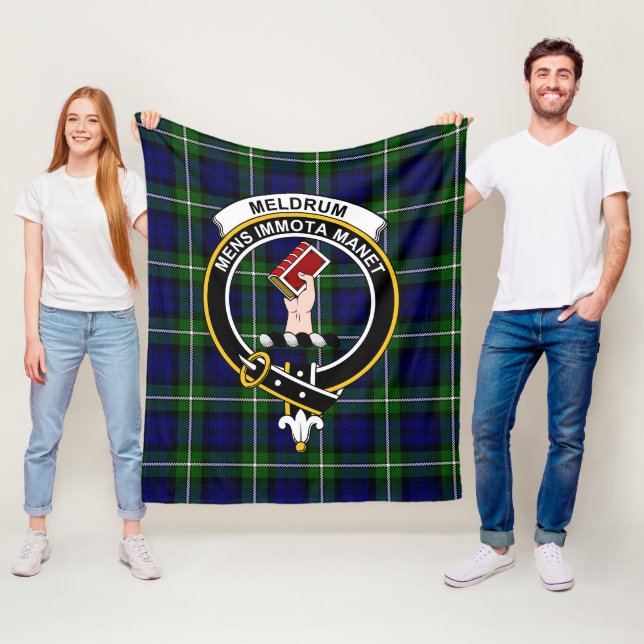 Couverture Polaire Clan Meldrum Forbes Tartan Plaid (En situation)
