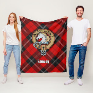 Couverture Polaire Clan Ramsay Crest sur Red Tartan