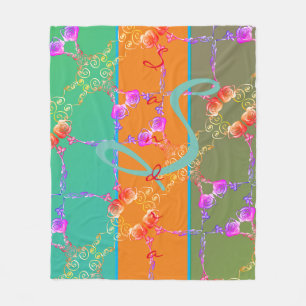 Couverture Polaire Coeurs Roses colorés Avec Son Nom Fleece Blanket
