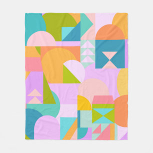 Couverture Polaire Collage de formes géométriques colorées dans des c