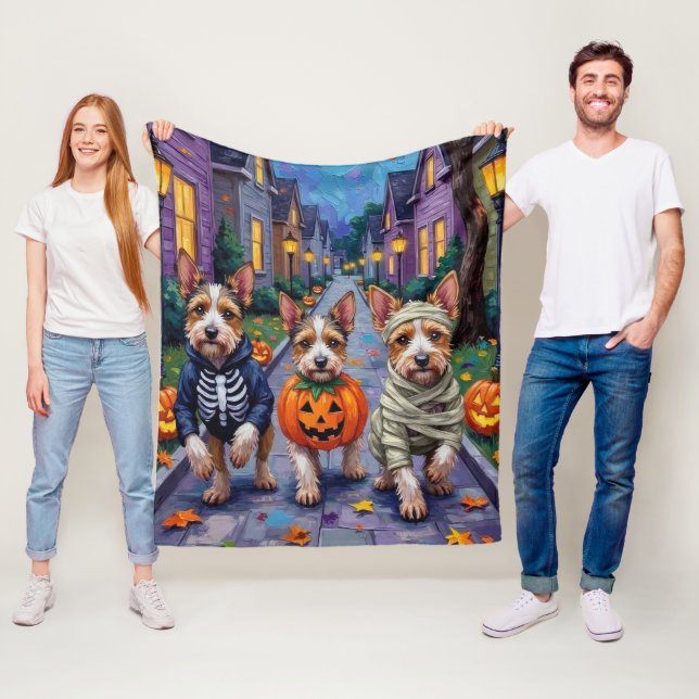 Couverture Polaire Costume d'Halloween de Biewer Terrier Trick ou Tri (En situation)