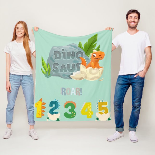 Couverture Polaire Cosy Hatching Dinosaur Fleece Blanket (En situation)
