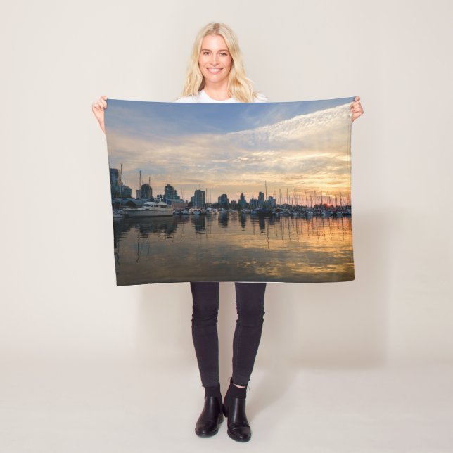 Couverture Polaire Coucher de soleil sur Vancouver Skyline (En situation)