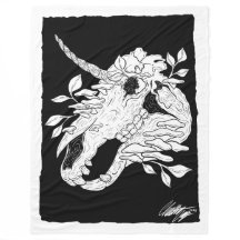 Crâne de licorne noir et blanc