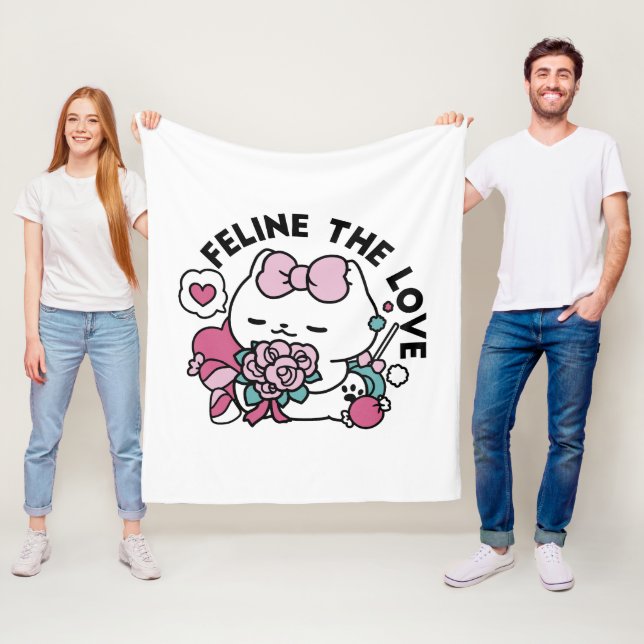 Couverture Polaire Cute Valentine's Cat Design - Feline the Love (En situation)
