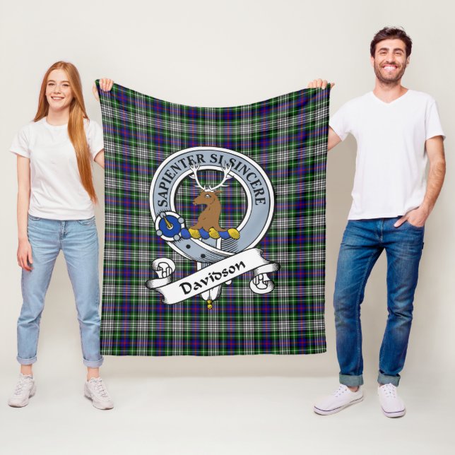 Couverture Polaire Davidson de Tulloch Robe Clan Badge Tartan Plaid (En situation)