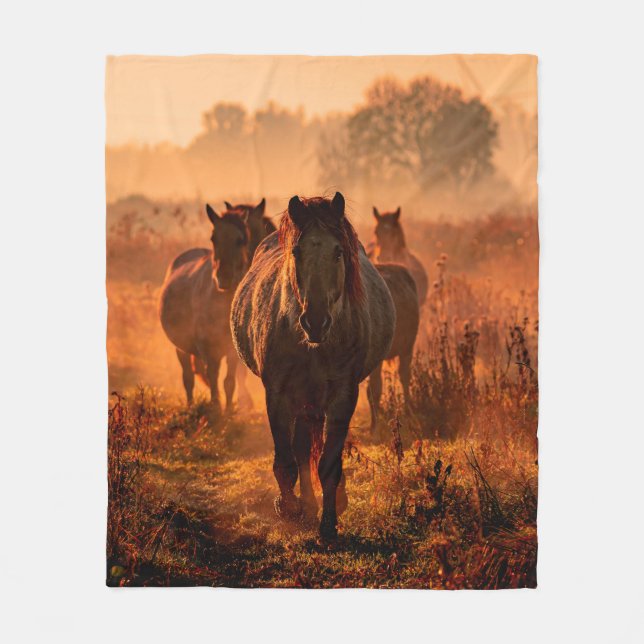 Couverture Polaire des chevaux koniks sauvages qui sont arrivés tout  (Devant)