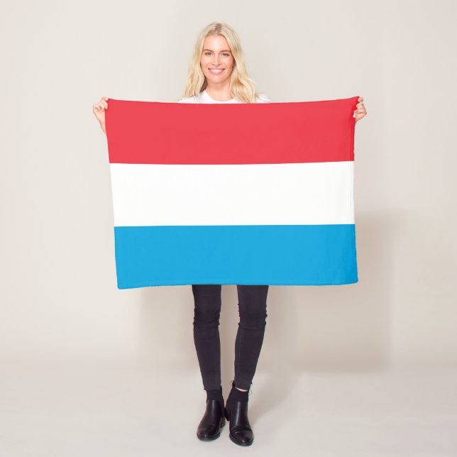 Couverture Polaire Drapeau Luxembourg (En situation)