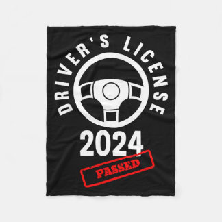 Couverture Polaire Driver's License Ped 2024 Funny New Driver 