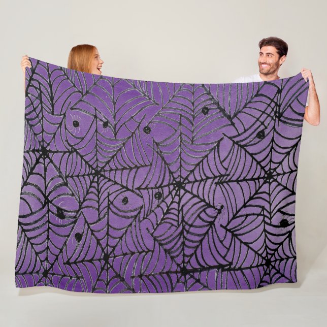 Couverture Polaire Éffrayante Halloween Spider Webs sur violet (En situation)