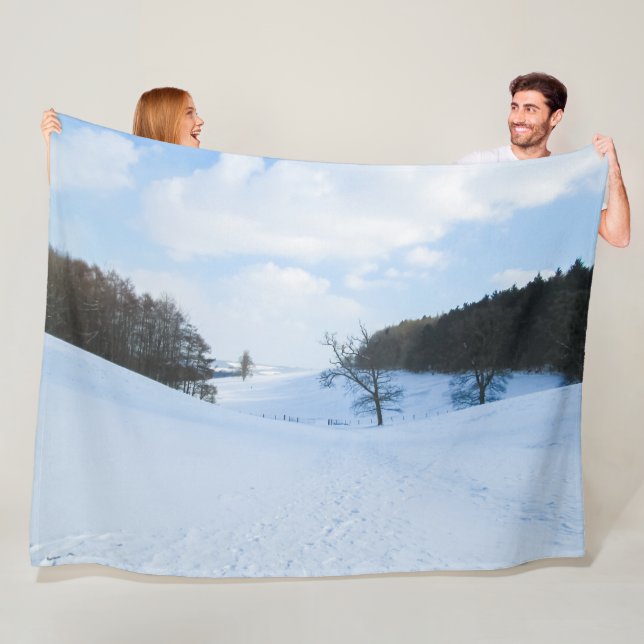 Couverture Polaire English Snow Valley - Personnalisé (En situation)