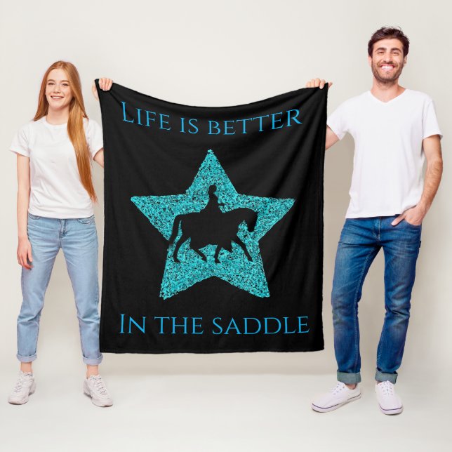 Couverture Polaire Équitation La vie est meilleure dans la selle (En situation)