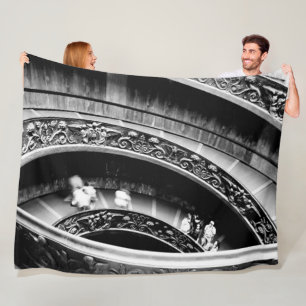Couverture Polaire Escalier romain noir et blanc