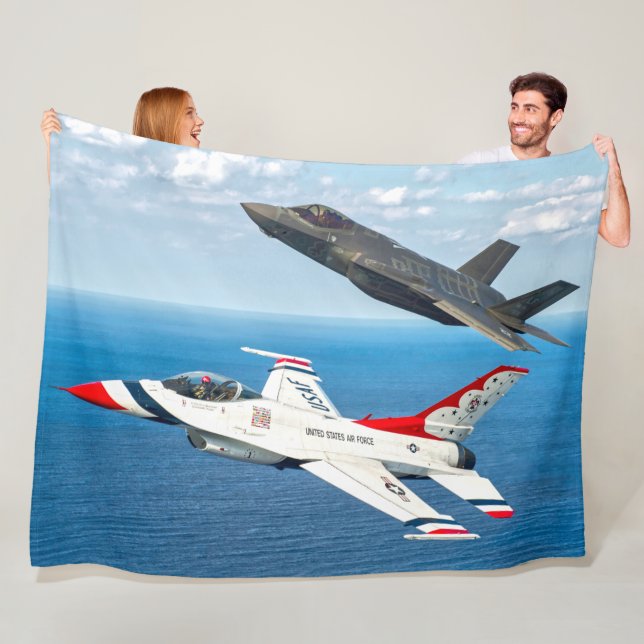 COUVERTURE POLAIRE F-16C FALCON ET F-35A LIGHTNING II (En situation)
