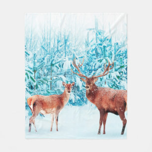 Couverture Polaire Famille de cerfs nobles en hiver enneigé. Noël 