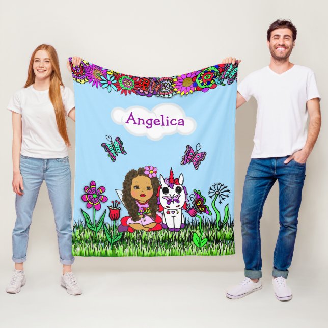 Couverture Polaire Fée personnalisée, Fleurs et Papillons Fille (En situation)