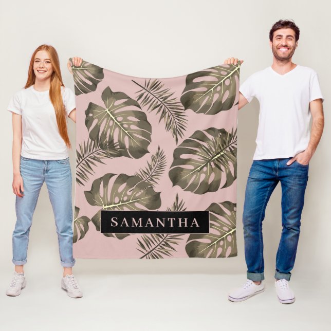Couverture Polaire Feuille Tropical Pink & Gold Palm Motif et nom (En situation)