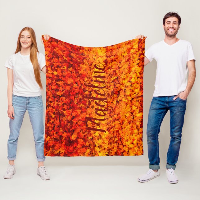 Couverture Polaire Feuilles automnales de Monogrammes (En situation)