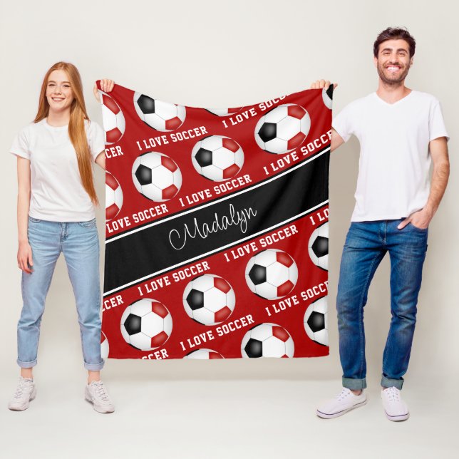 Couverture Polaire filles rouge noir boules de football sms motif (En situation)