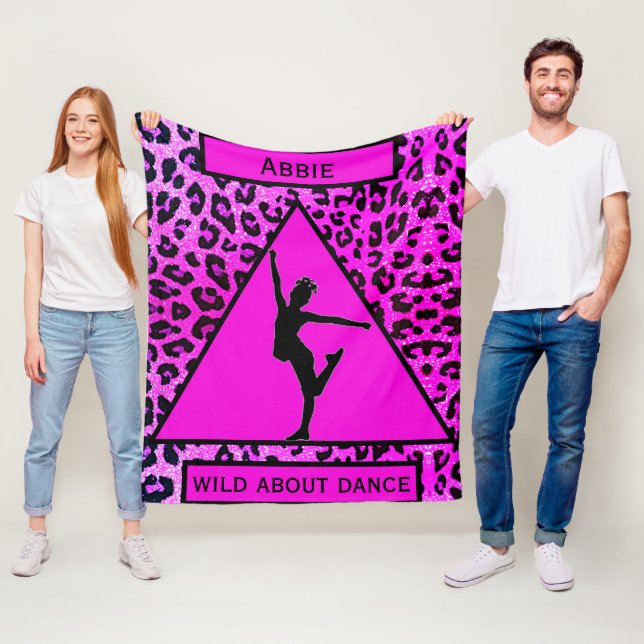 Couverture Polaire Filles "Wild About Dance" Leopard rose (En situation)