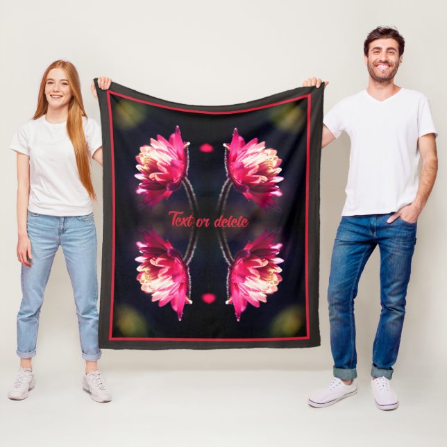 Couverture Polaire Fleur Rouge Dans Sunlight Abstrait Personnalisé (En situation)