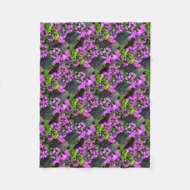 Couverture Polaire Fleurs d'Azaleas roses, jardin rustique (Devant)