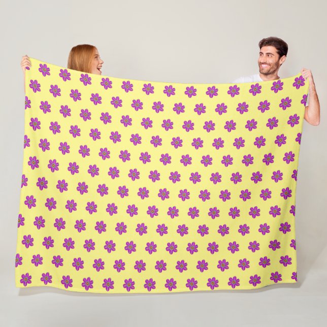 Couverture Polaire Fleurs violettes jaune clair (En situation)