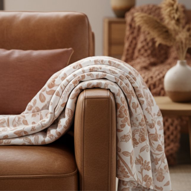 Couverture Polaire Floral Terracotta Toile Pattern (Add a touch of rustic charm to your home with this Floral Terracotta Toile Pattern Fleece Blanket!)