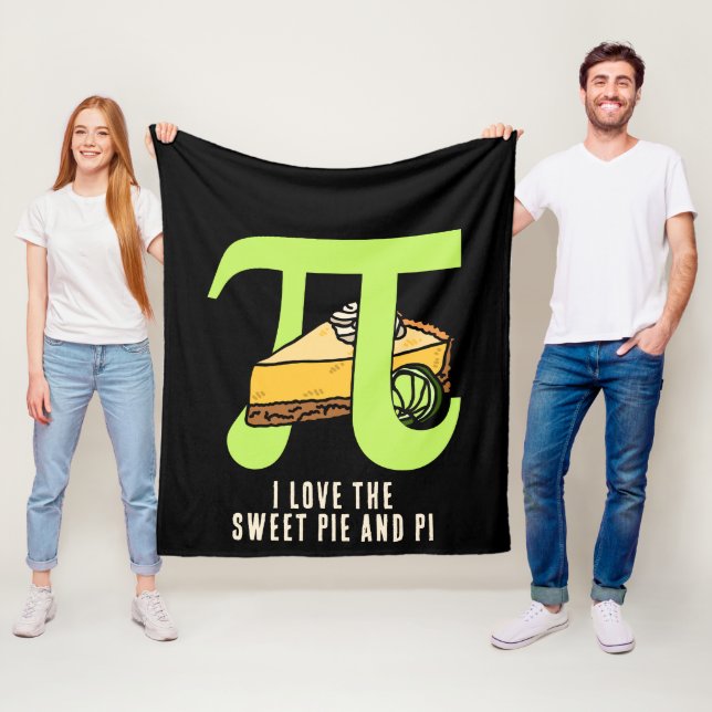 Couverture Polaire Fun I LOW PIE AND PI Day (En situation)