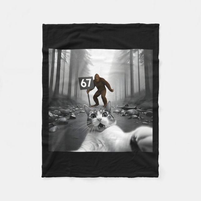 Couverture Polaire Funny Cat Selfie With Bigfoot 67 Six Seven Meme Me (Devant)