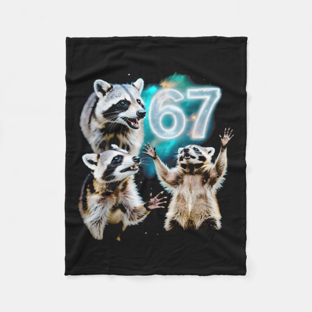 Couverture Polaire Funny Chaotic Raccoon Howling At 67 Cosmic Six Sev (Devant)