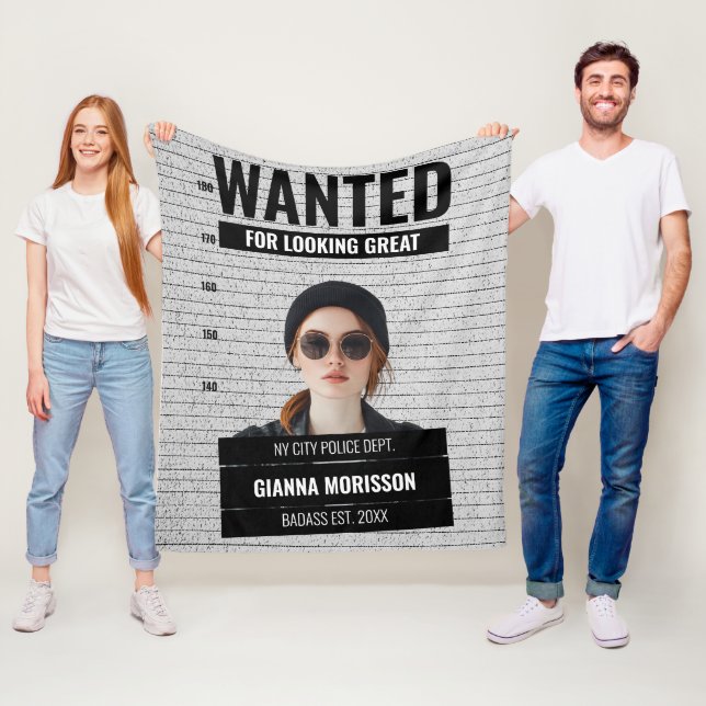 Couverture Polaire Funny Mugshot Wanted Custom Name & Text  (En situation)