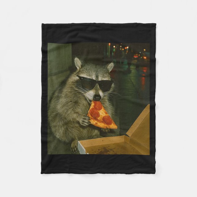Couverture Polaire Funny Raccoon Eating Zza Animal Meme  (Devant)