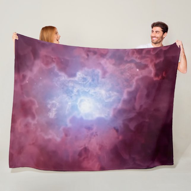 COUVERTURE POLAIRE GALAXIE ROSE (En situation)