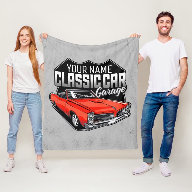 Couverture Polaire Garage de voiture classique convertible personnali (En situation)