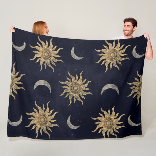 Couverture Polaire Gold Moon Sun Mandala Blue Night Sky Motif (En situation)