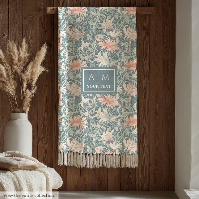 Couverture Polaire Graceful Morris inspiré personnage nom cosy jeté (Graceful Morris inspired custom name cozy throw)