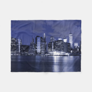 Couverture Polaire Horizon de New York baigné dans le bleu