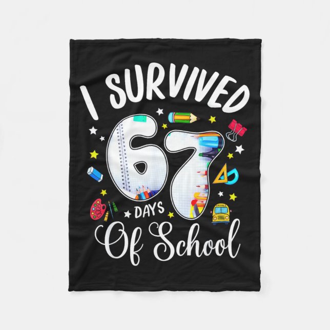 Couverture Polaire I Survived 67 Days Of School Funny Meme Teacher St (Devant)