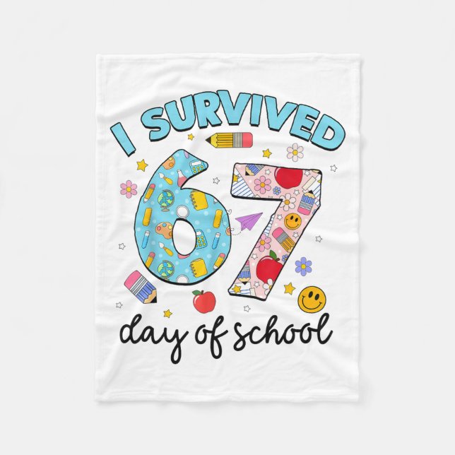 Couverture Polaire I Survived 67 Days Of School Funny Meme Teacher St (Devant)