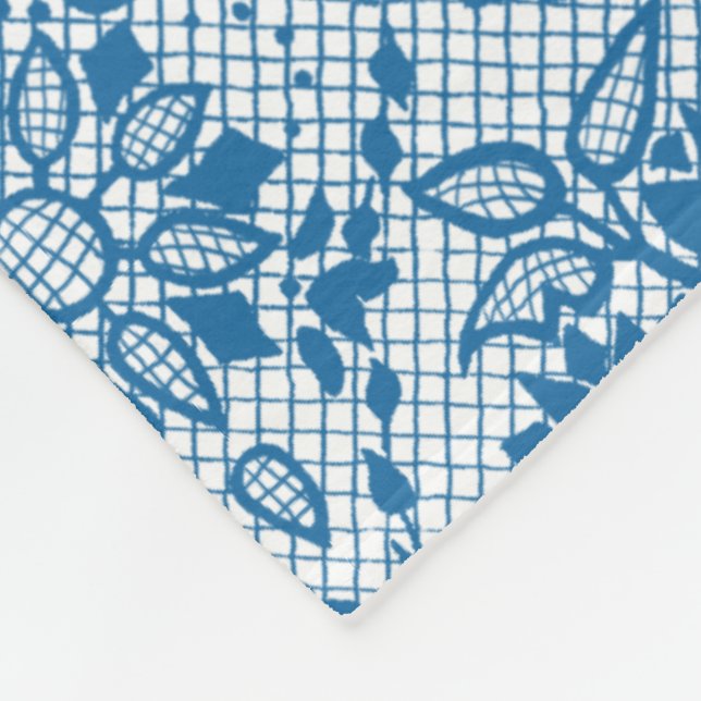 Couverture Polaire Indigo Blue Floral Faux Lace Motif (Coin)