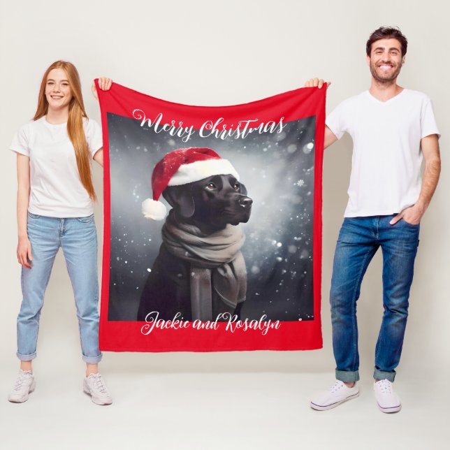 Couverture Polaire Joli Black Lab à Scarf et Santa Hat (En situation)
