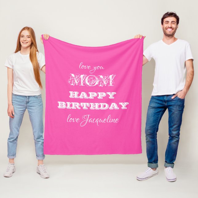 Couverture Polaire Joyeux Anniversaire MOM Chic Script Girly Élégant  (En situation)