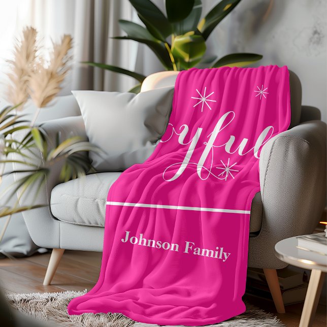 Couverture Polaire Joyeux cadeau de vacances! Script Moderne, Rose Ch (Get comfy in a 'Joyful' hot pink fleece blanket over the holidays.)