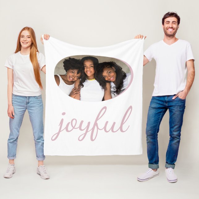 Couverture Polaire Joyeux Pastel Pink Script de Noël (En situation)