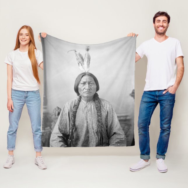 Couverture Polaire Lakota Leader assis Bull Amérindien (En situation)