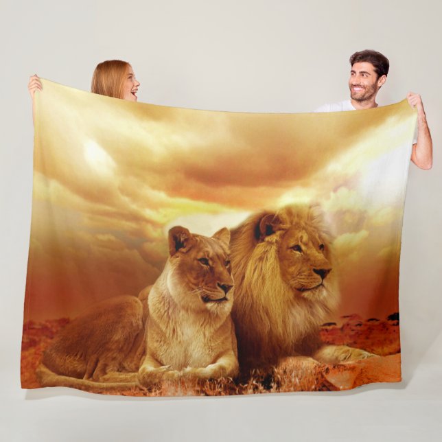 Couverture Polaire Le ROI et la REINE de la JUNGLE (En situation)